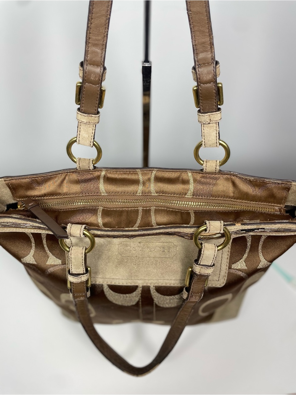 $25 LOW START Coach Vintage Signature C Lilia Metallic Tote- COA - Picture 4 of 16